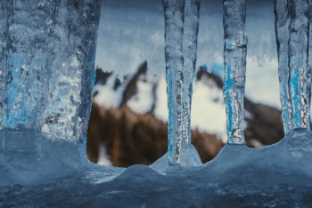 Close-up Photography of Ice