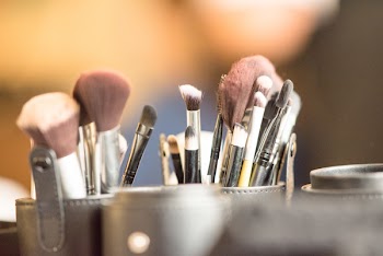 Close-Up Photography of Makeup Brushes