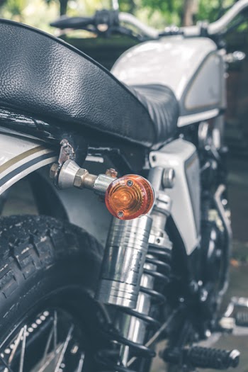 Close-Up Photography of Motorcycle