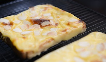 Close-up Photography of Pastry