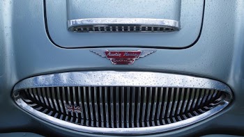 closeup photo of Aston Martin vehicle