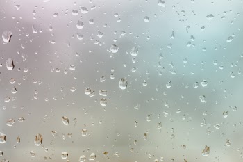 Closeup Photo of Clear Frosted Glass