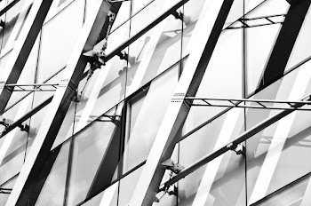 closeup photography of glass window building