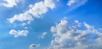 Clouds in blue sky background Free Photo