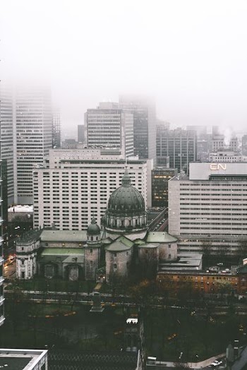 cloudy sky in the city