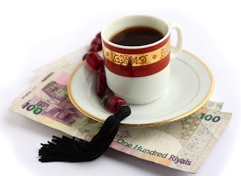 Coffee, Arabian high-value bank notes and worry beads - the essentials for doing business in the arab world