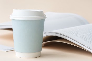 Coffee cup mockup placed on a table | Free PSD Mockup - rawpixel