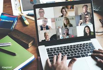 Colleagues having a video conference during the coronavirus pandemic | Free  photo - 2336615