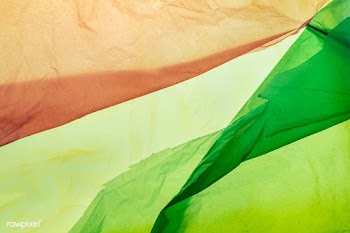 Colorful disposable plastic waste  | Free  photo - 2317546