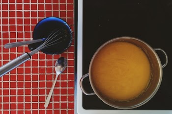 Cooking Italian polenta 