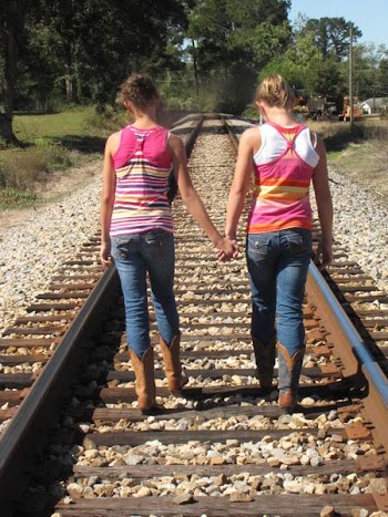 cora and maleah 162.JPG