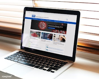 Coronavirus updates from a laptop mockup with editorial graphic from .. | Free  photo - 2312603