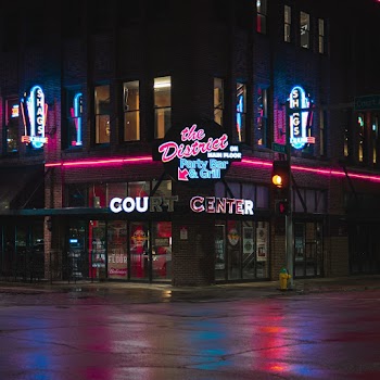 Court Center Store