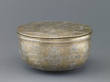 Covered Bowl | Free Photo - rawpixel