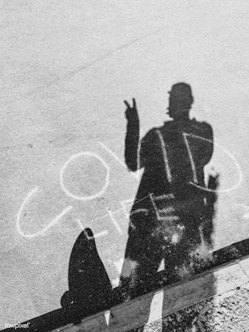 COVID life phrase written on the street | Free  photo - 2303302