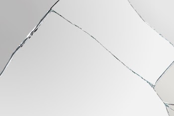 Cracked mirror background vector shattered… | Free stock illustration | High Resolution graphic