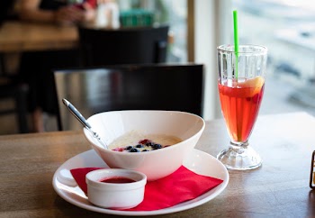 Creamy Food In Round White Ceramic Bowl 