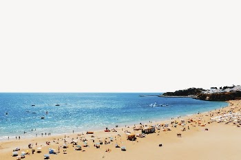 Crowded beach border, Summer travel | Free PSD - rawpixel