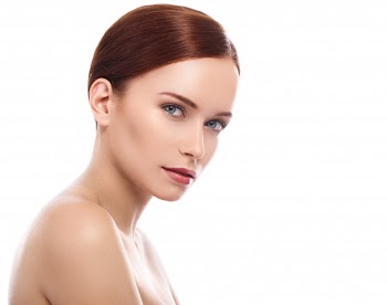 Cute girl with beautiful face Free Photo