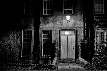 darkedinburgh_light.jpg