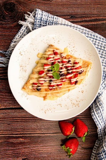 Delicious Strawberry and Banana Crepe