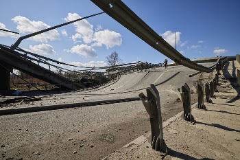 Devastation in Bucha, Ukraine.  | Free Photo - rawpixel