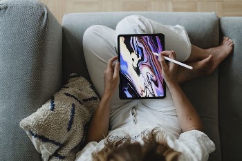 Digital tablet mockup, woman working | Free PSD Mockup - rawpixel