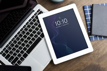 Digital tablet screen mockup template Free Psd