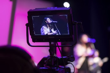 Dina El Wedidi performed on the Millennium | Free Photo - rawpixel