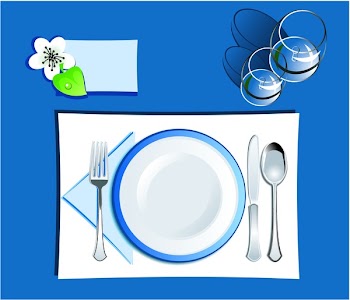 Dinner setting in blue
