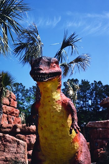 Dinosaur overall horizontal, Rainbow Falls… | Free public domain photo
