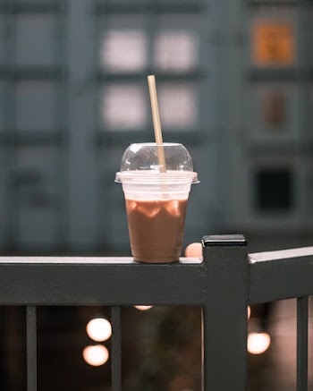 Disposable Cup With Lid and Straw