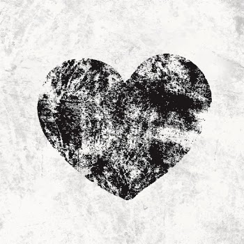 Distressed heart sticker, black design | Free Vector - rawpixel