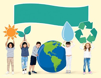 Diverse kids spreading environmental awarenes.. | Free stock psd mockup - 492001
