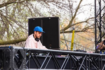 Dj Near Pa Speakers