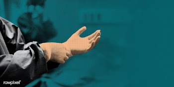 Doctor putting on a glove to prevent coronavirus contamination | Free  photo - 2303545