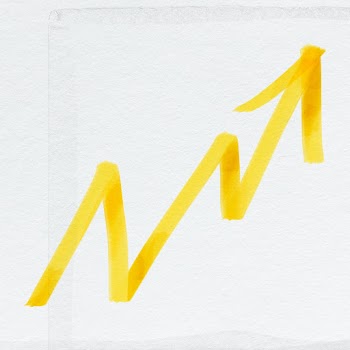 Doodle highlight up arrow psd in yellow tone | Free stock illustration | High Resolution graphic