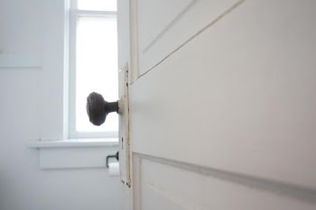 doorknob_01.jpg