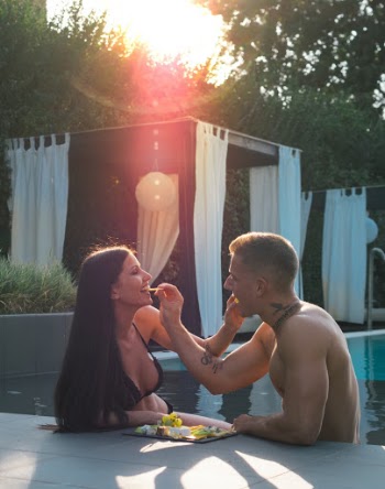 Download my presets: https://bit.ly/2TyvzRK
If you like my work then you can support it:
https://bit.ly/2shTNE0
My webstie, portfolio, youtube and more thing: https://blog.szaboviktor.com