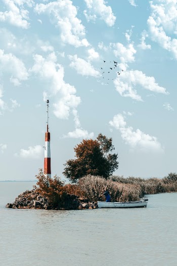 Download my presets: https://bit.ly/2TyvzRK
If you like my work then you can support it:
https://bit.ly/2shTNE0
My webstie, portfolio, youtube and more thing: https://blog.szaboviktor.com