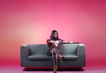 Drag Queen Poses In Marilyn Munroe Coordinates
