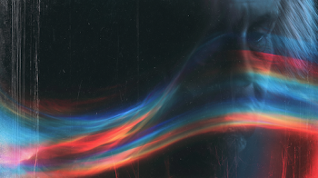 Dreamy Light Refraction on Dark Background