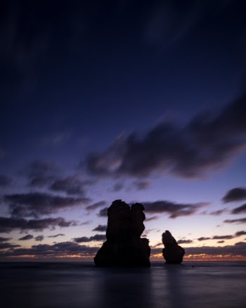 Dusk over the Pacific Ocean from the shores of the Twelve Apostles, Australia. 