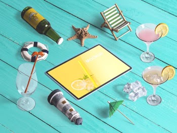 Editable isometric tablet mockup with summer elements Free Psd