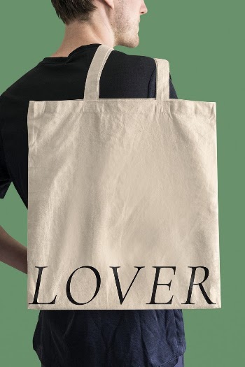 Editable tote bag mockup, male | Free PSD Mockup - rawpixel