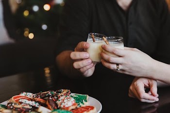 Eggnog Cheers