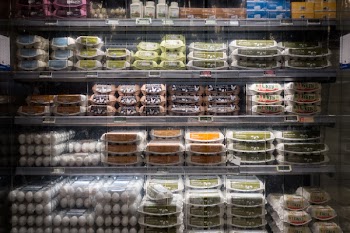 Eggs in a grocery store 