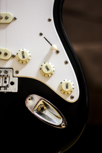Electric Guitar Amplifier Cord Port