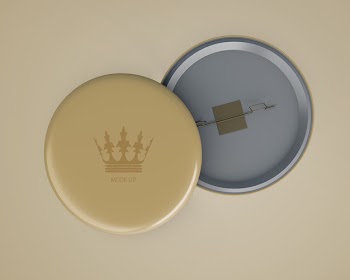 Elegant badge mockup for merchandising Free Psd