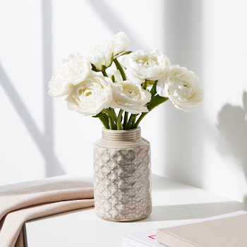 Elegant Ceramic Vase with White Flowers